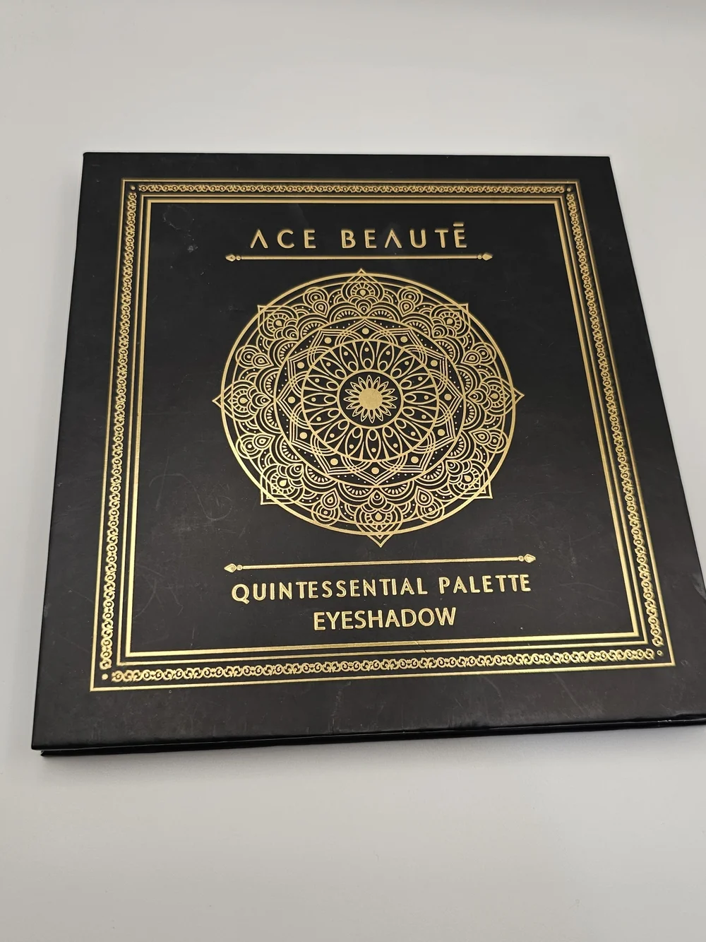 NEW ACE BEAUTE' Quintessential Pallette Eyeshadow Bright Pigmented Colors